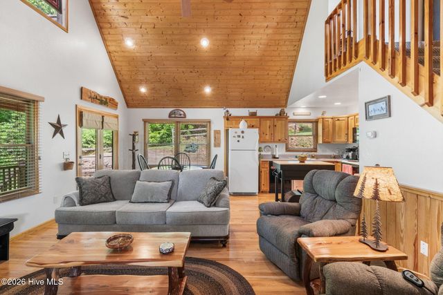 198 Monarch Butterfly Trail, Murphy, NC 28906