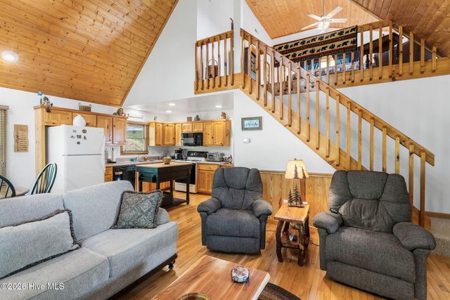 198 Monarch Butterfly Trail, Murphy, NC 28906