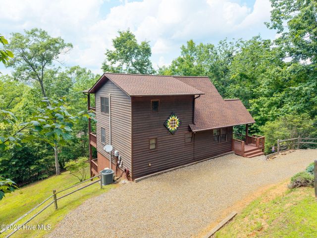 198 Monarch Butterfly Trail, Murphy, NC 28906
