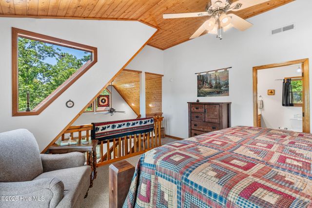 198 Monarch Butterfly Trail, Murphy, NC 28906