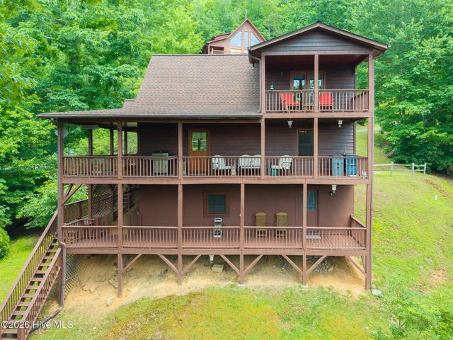 198 Monarch Butterfly Trail, Murphy, NC 28906