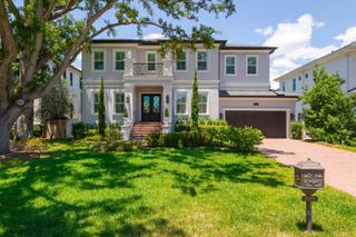 5009 W LEONA STREET, Tampa, FL 33629