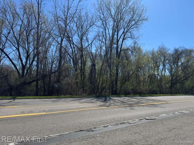 000 Cooley Lake, West Bloomfield, MI 48324