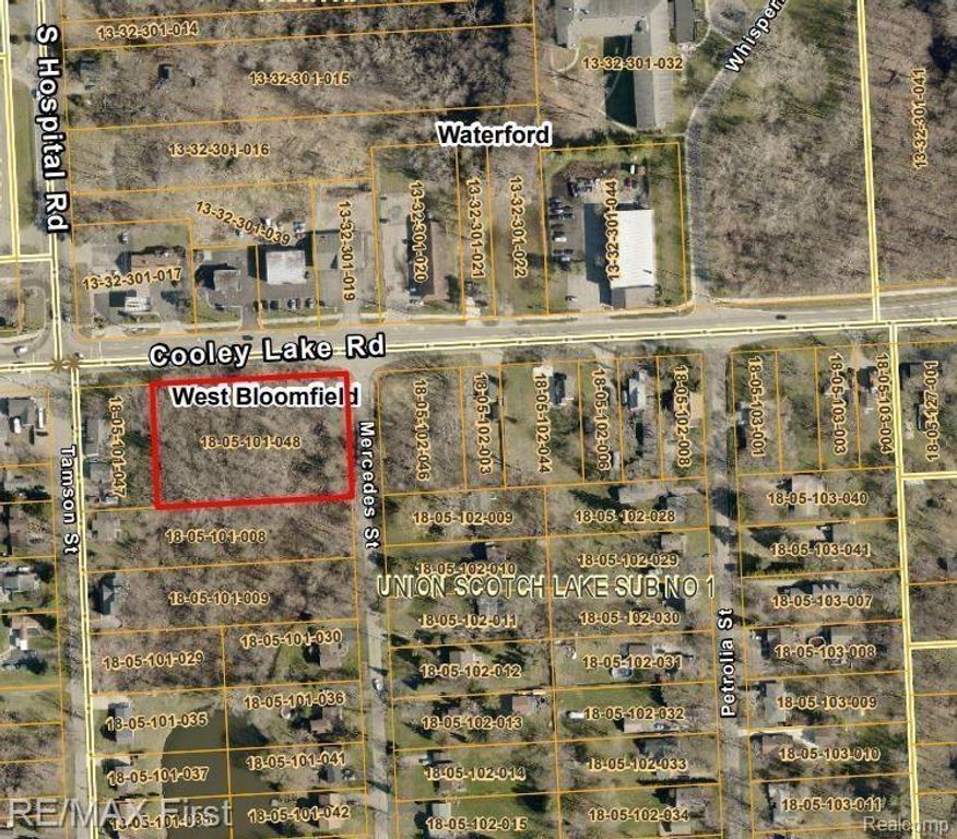 000 Cooley Lake, West Bloomfield, MI 48324