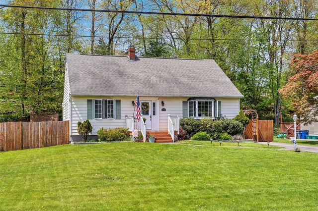 12 Dorothy Drive, Monroe, NY 10950