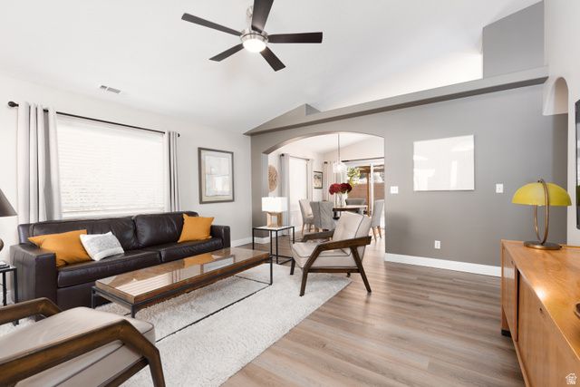 334 E 615 S, Ivins, UT 84738