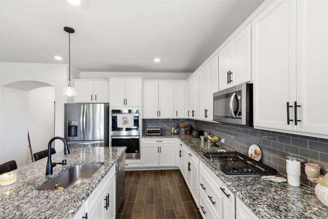 502 Big Bend Drive, Fate, TX 75087
