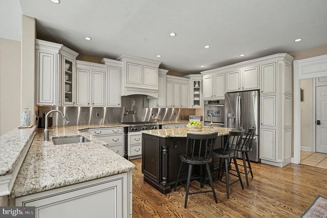 2684 CHARLESTOWN RD, Phoenixville, PA 19460