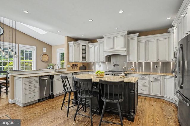 2684 CHARLESTOWN RD, Phoenixville, PA 19460