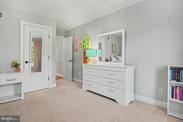 2684 CHARLESTOWN RD, Phoenixville, PA 19460