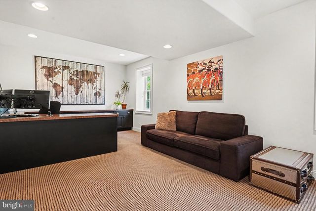 2684 CHARLESTOWN RD, Phoenixville, PA 19460
