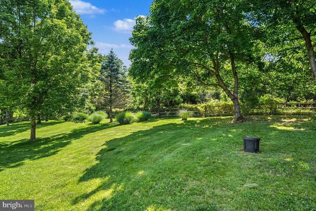 2684 CHARLESTOWN RD, Phoenixville, PA 19460