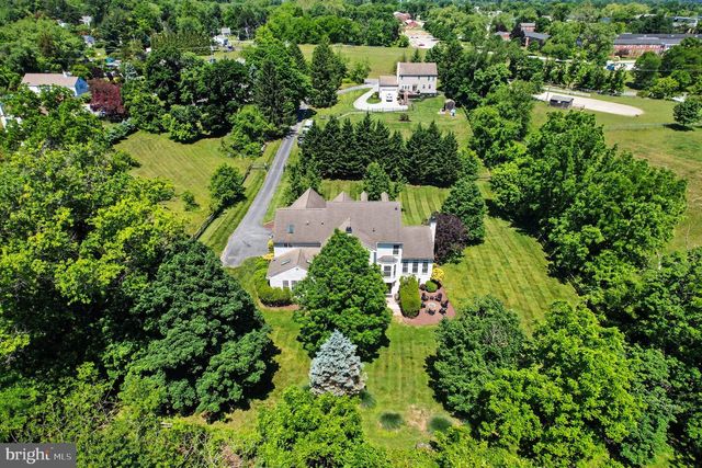 2684 CHARLESTOWN RD, Phoenixville, PA 19460
