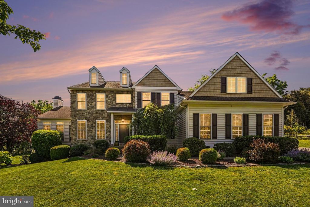 2684 CHARLESTOWN RD, Phoenixville, PA 19460