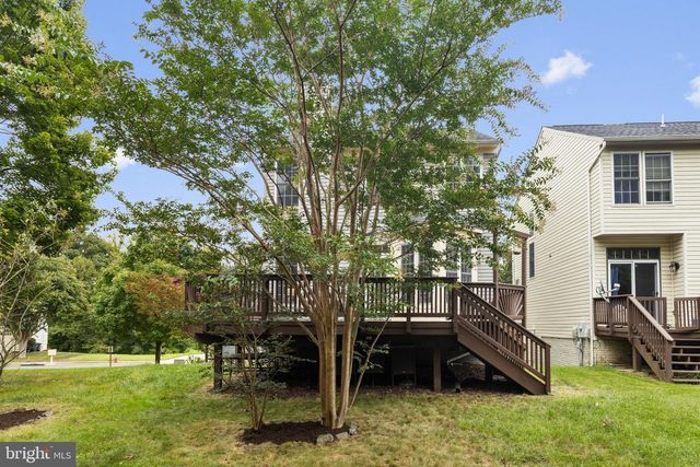 6550 CREEK RUN DR, Centreville, VA 20121