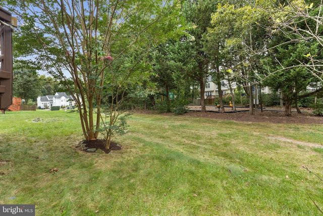 6550 CREEK RUN DR, Centreville, VA 20121