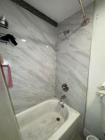 4328 Pine Street, West Palm Beach, FL 33406