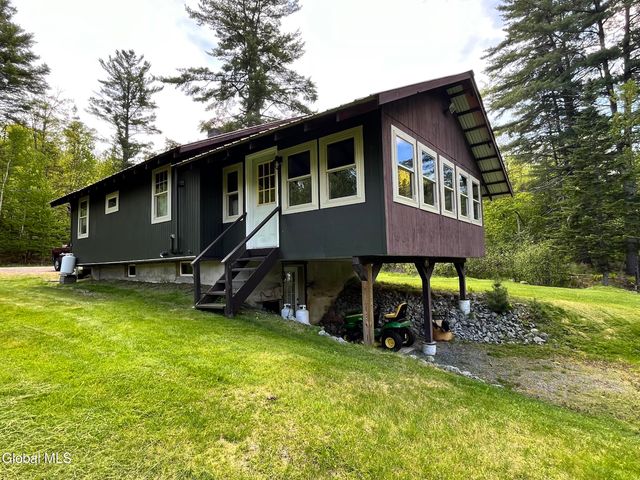 138 Garnet Lake Road, Johnsburg, NY 12843