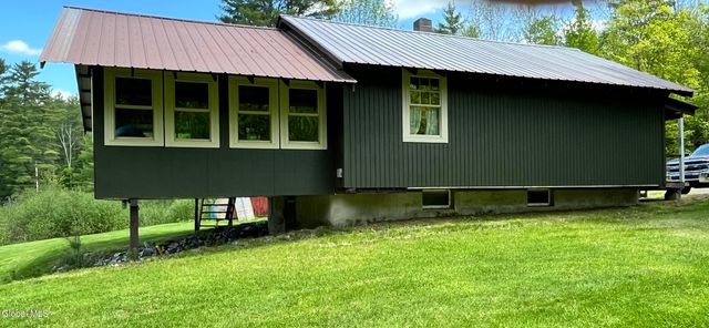 138 Garnet Lake Road, Johnsburg, NY 12843