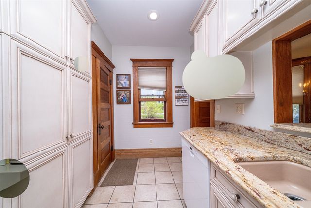 315 E Michigan Avenue, Saline, MI 48176