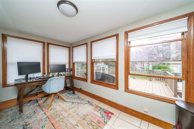 315 E Michigan Avenue, Saline, MI 48176