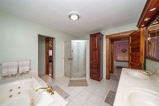 315 E Michigan Avenue, Saline, MI 48176