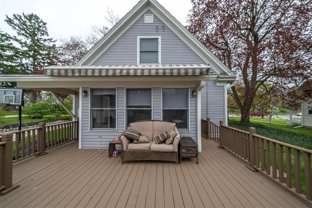 315 E Michigan Avenue, Saline, MI 48176