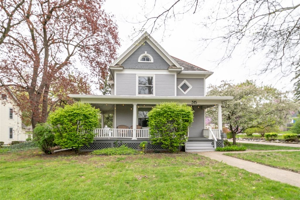 315 E Michigan Avenue, Saline, MI 48176