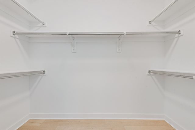 2718 Mossglen Drive, Dallas, TX 75227