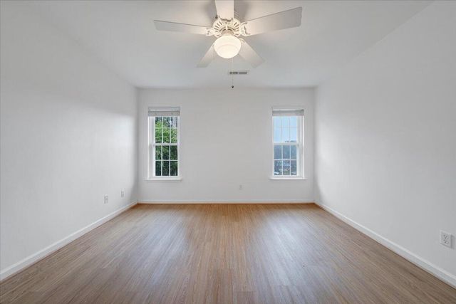 4558 Colonial Place DR, Roanoke, VA 24018