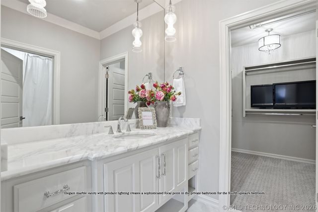 17930 E Falcon Pass, Owasso, OK 74055