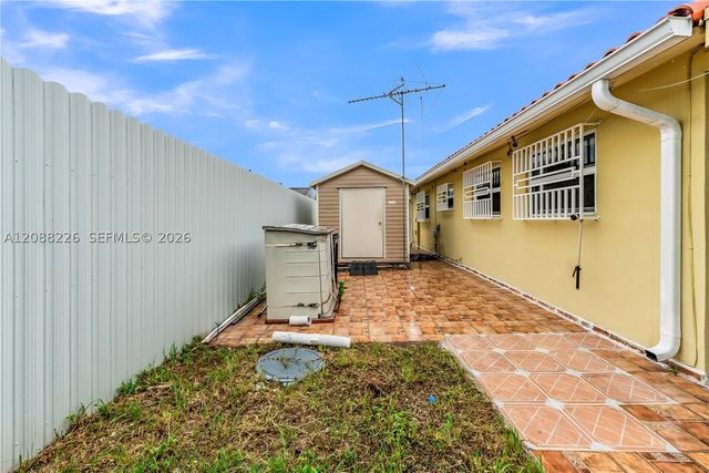 13761 SW 21st Ter, Miami, FL 33175