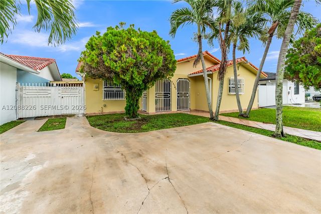 13761 SW 21st Ter, Miami, FL 33175