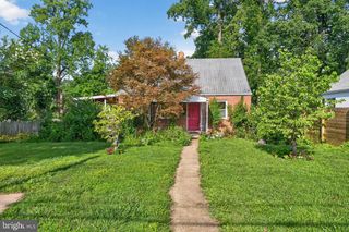 2934 JOHNSON RD, Falls Church, VA 22042