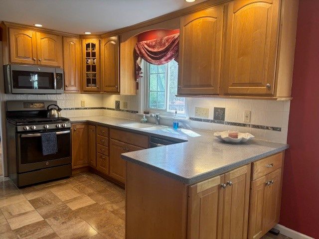 11 Shadowmoor Drive, Perinton, NY 14450