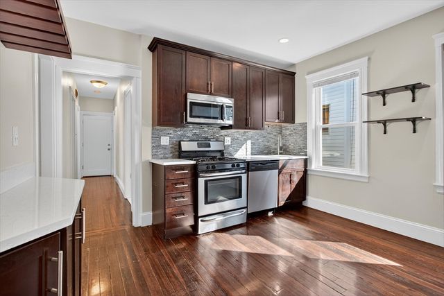 9 Hallam St. 3, Boston, MA 02125