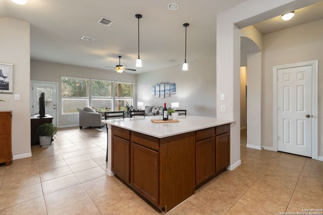 1922 Lindal Pointe, San Antonio, TX 78260