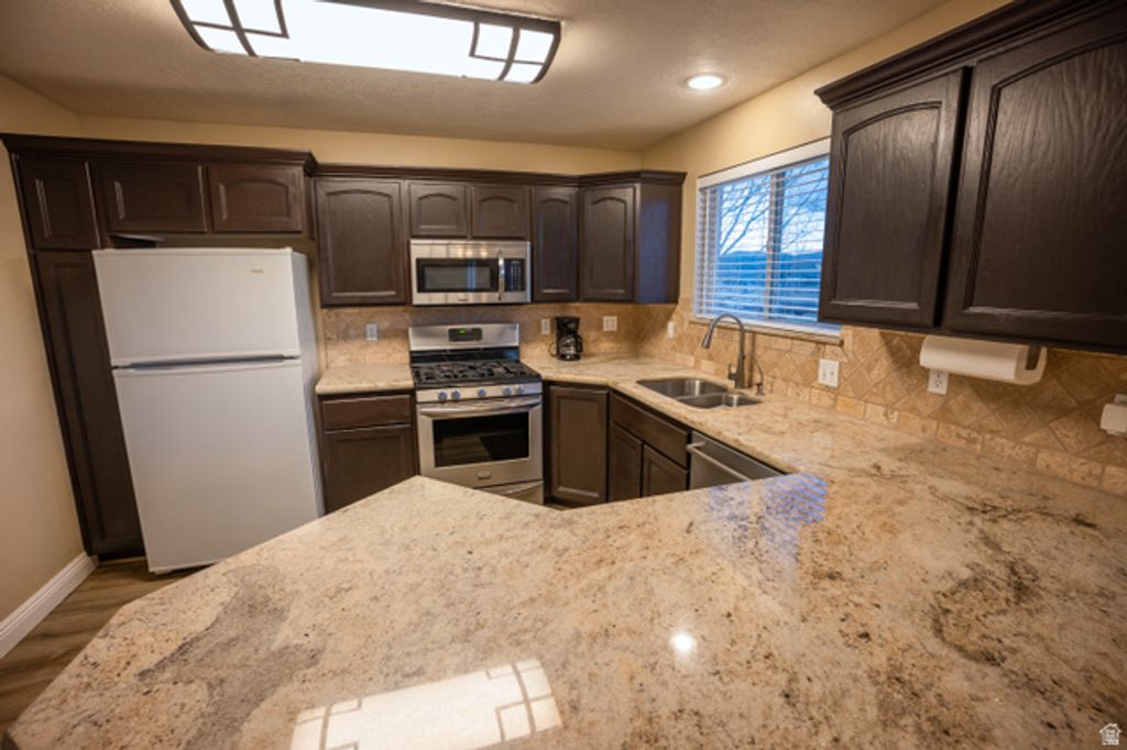 Image 7 of property listing at 791 S WEST HOYTSVILLE RD, Hoytsville, UT 84017