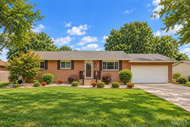 829 Albers Lane, Bethalto, IL 62010