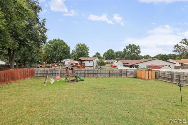 829 Albers Lane, Bethalto, IL 62010