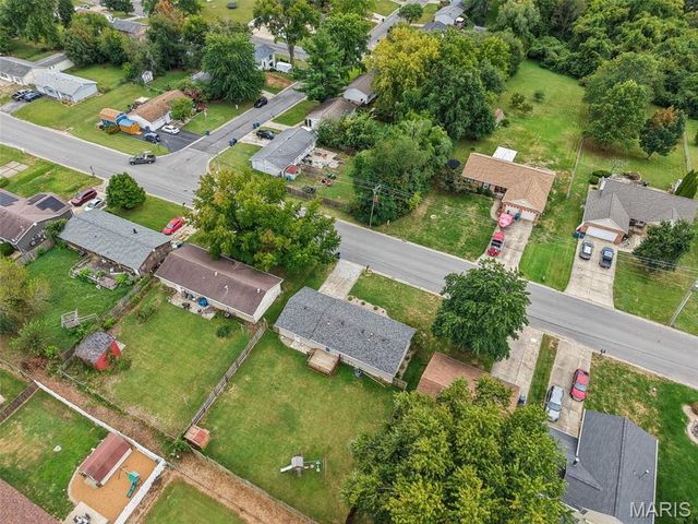 829 Albers Lane, Bethalto, IL 62010