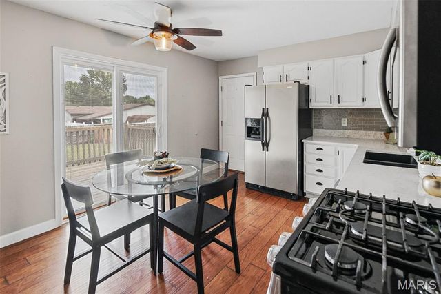 829 Albers Lane, Bethalto, IL 62010