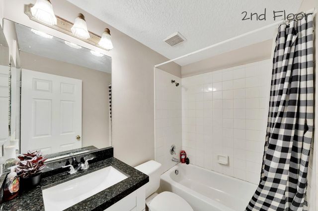 982 Summit Lake Drive, West Palm Beach, FL 33406