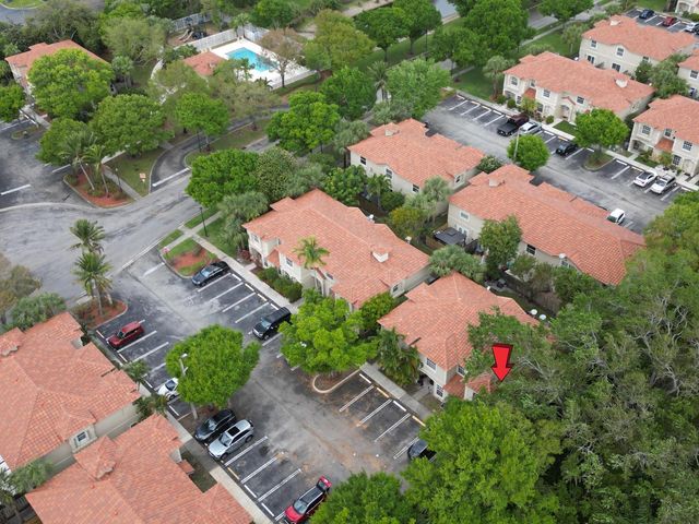 982 Summit Lake Drive, West Palm Beach, FL 33406