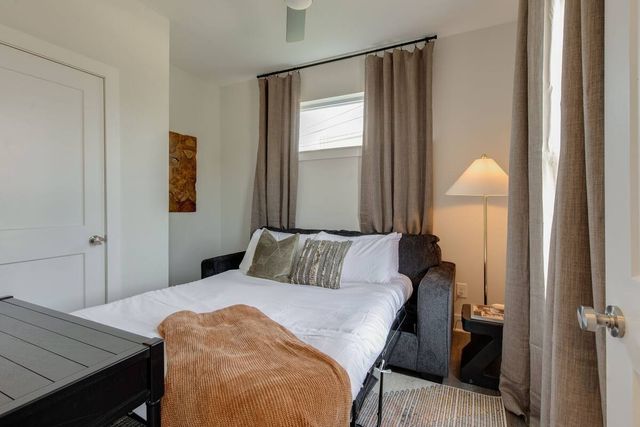 5627 Lenox Ave, Nashville, TN 37209