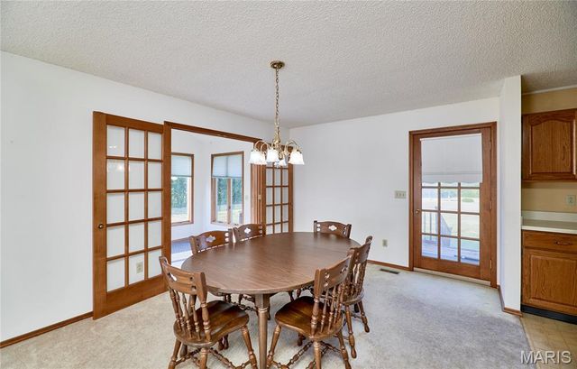 103 Meadow Ridge Drive, Troy, MO 63379