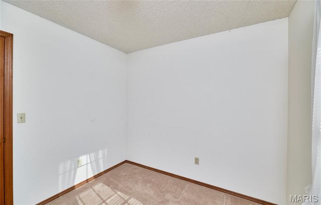 103 Meadow Ridge Drive, Troy, MO 63379