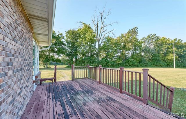 103 Meadow Ridge Drive, Troy, MO 63379