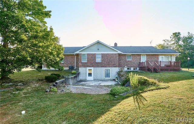 103 Meadow Ridge Drive, Troy, MO 63379
