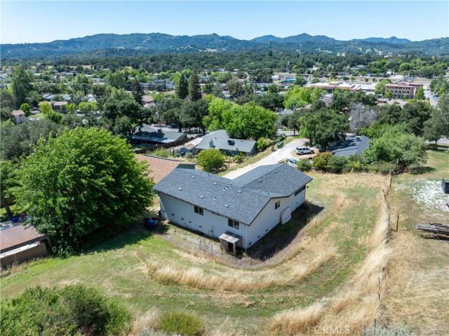 9755 Las Lomas, Atascadero, CA 93422